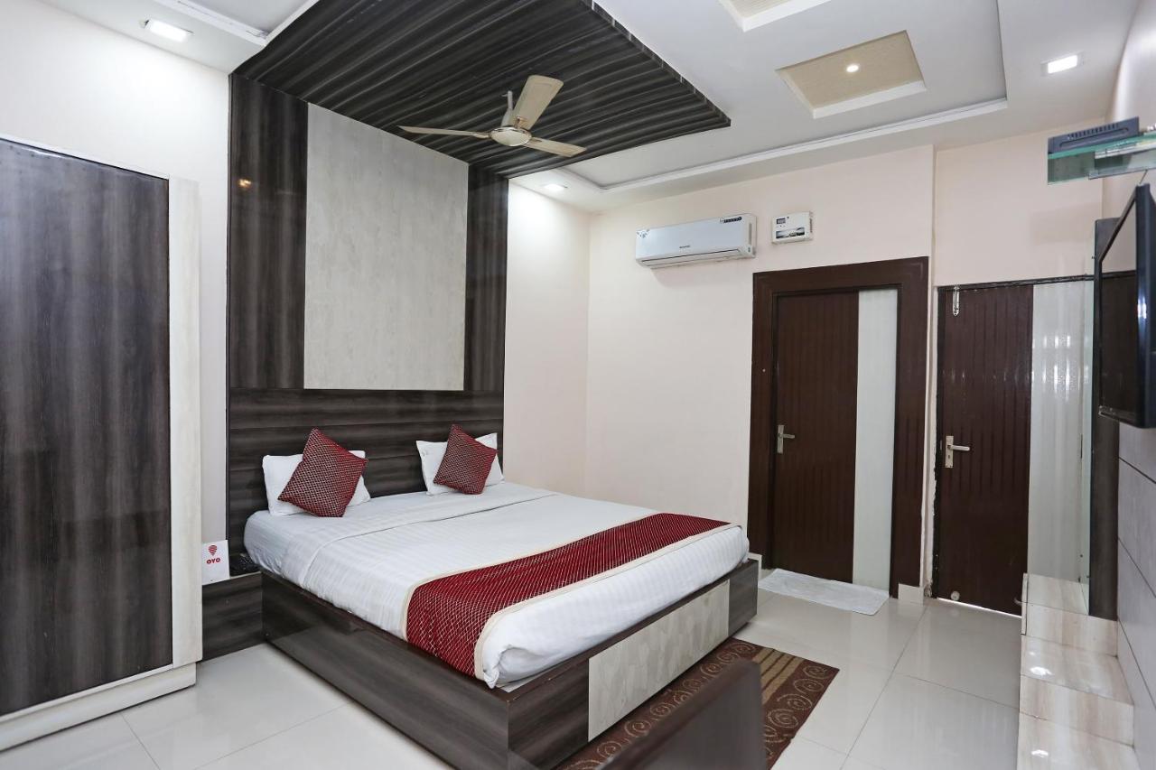 Oyo 3202 Hotel Gayatri Residency Agra  Eksteriør billede
