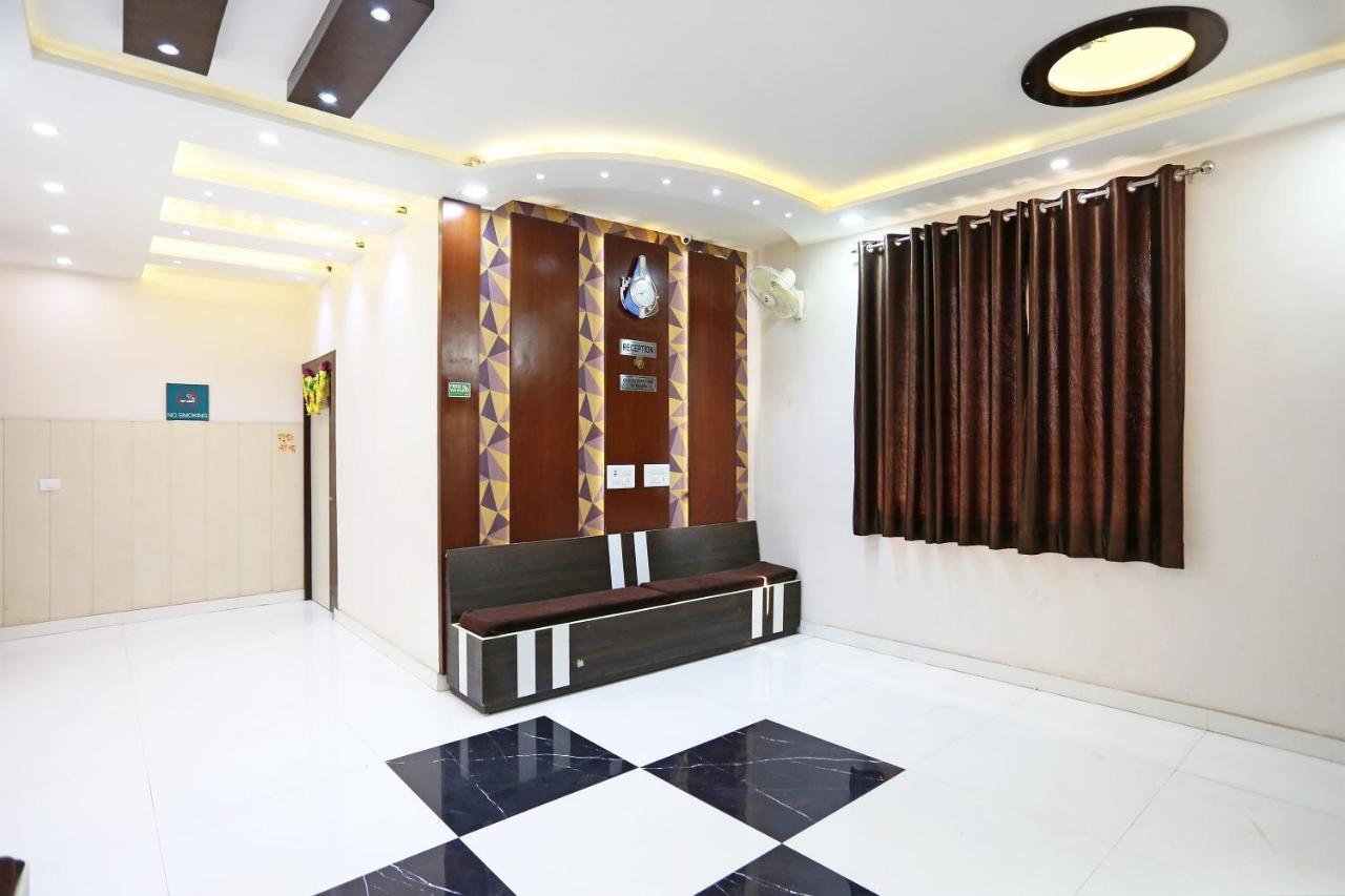 Oyo 3202 Hotel Gayatri Residency Agra  Eksteriør billede