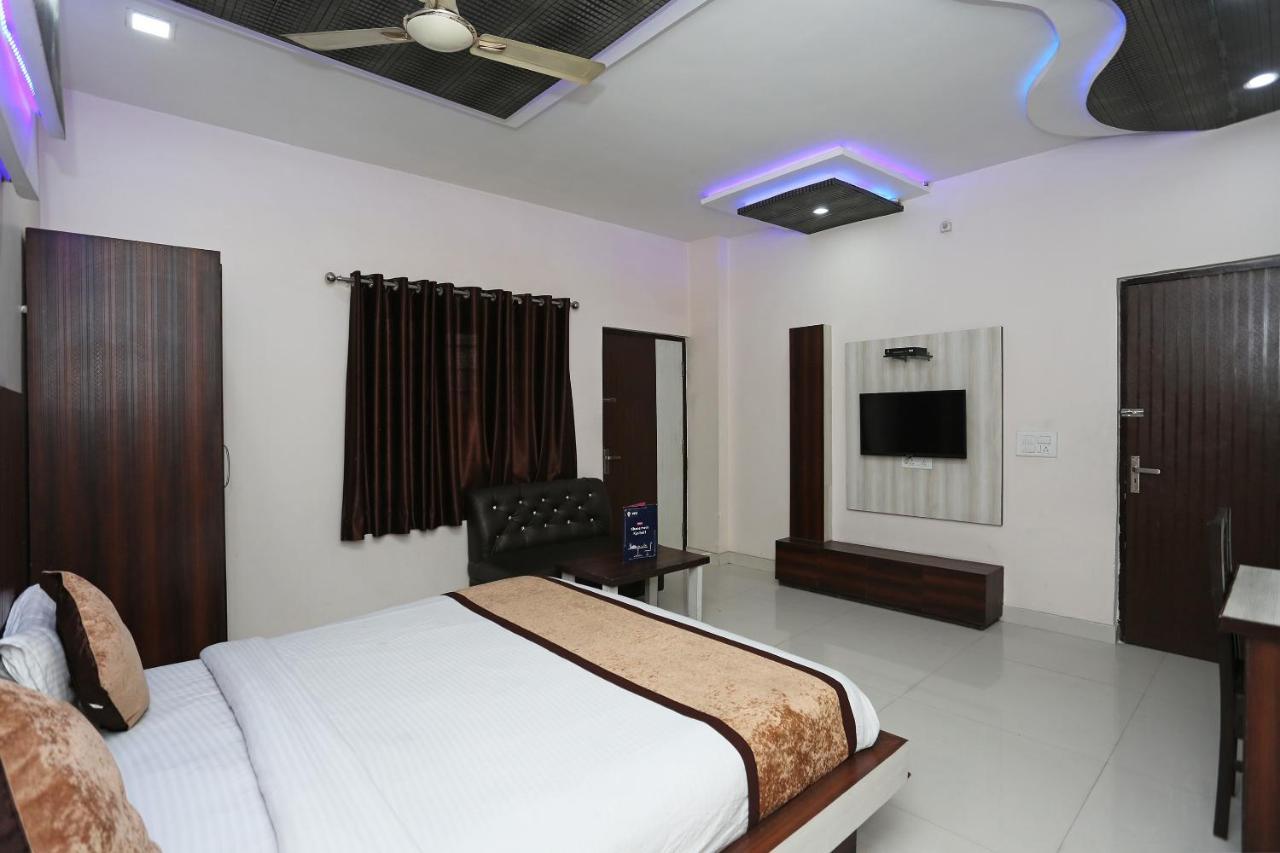 Oyo 3202 Hotel Gayatri Residency Agra  Eksteriør billede