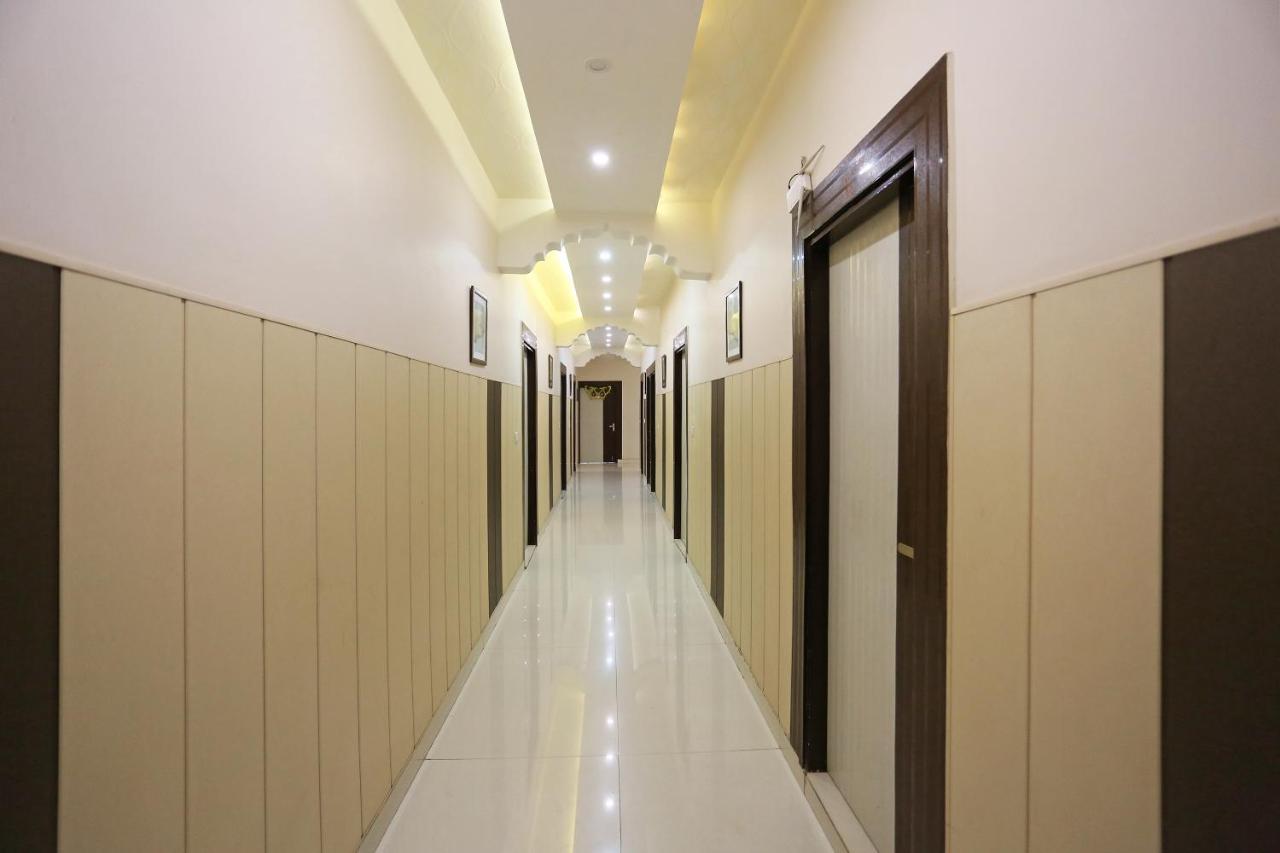 Oyo 3202 Hotel Gayatri Residency Agra  Eksteriør billede