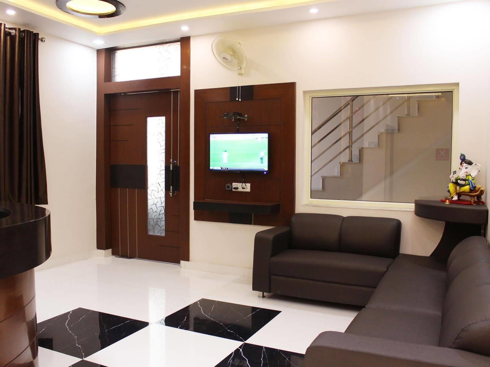 Oyo 3202 Hotel Gayatri Residency Agra  Eksteriør billede